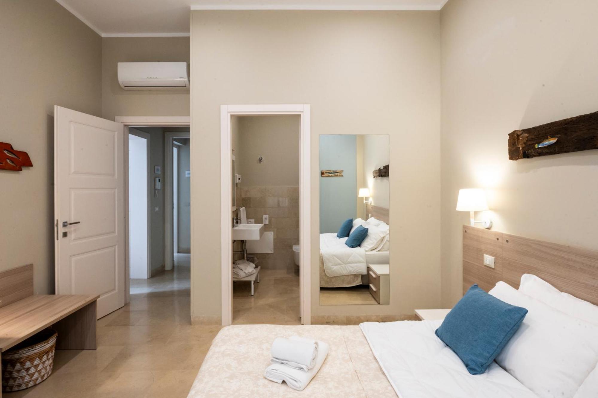 Le Mura - Charme Rooms Trapani Buitenkant foto